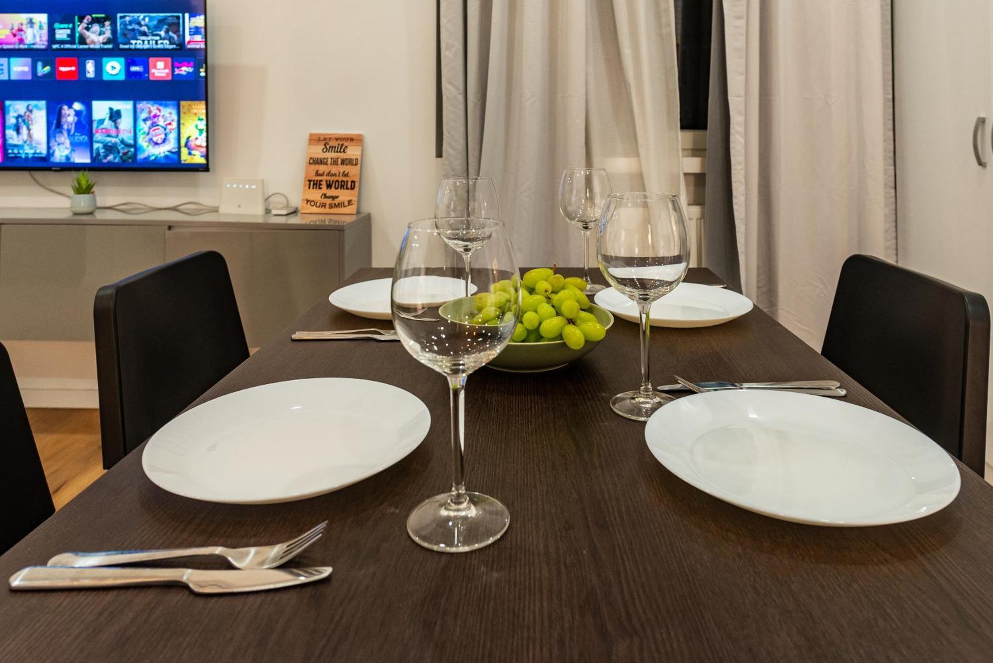 Ultracentral Spacious Apartment 4Br 布加勒斯特 外观 照片