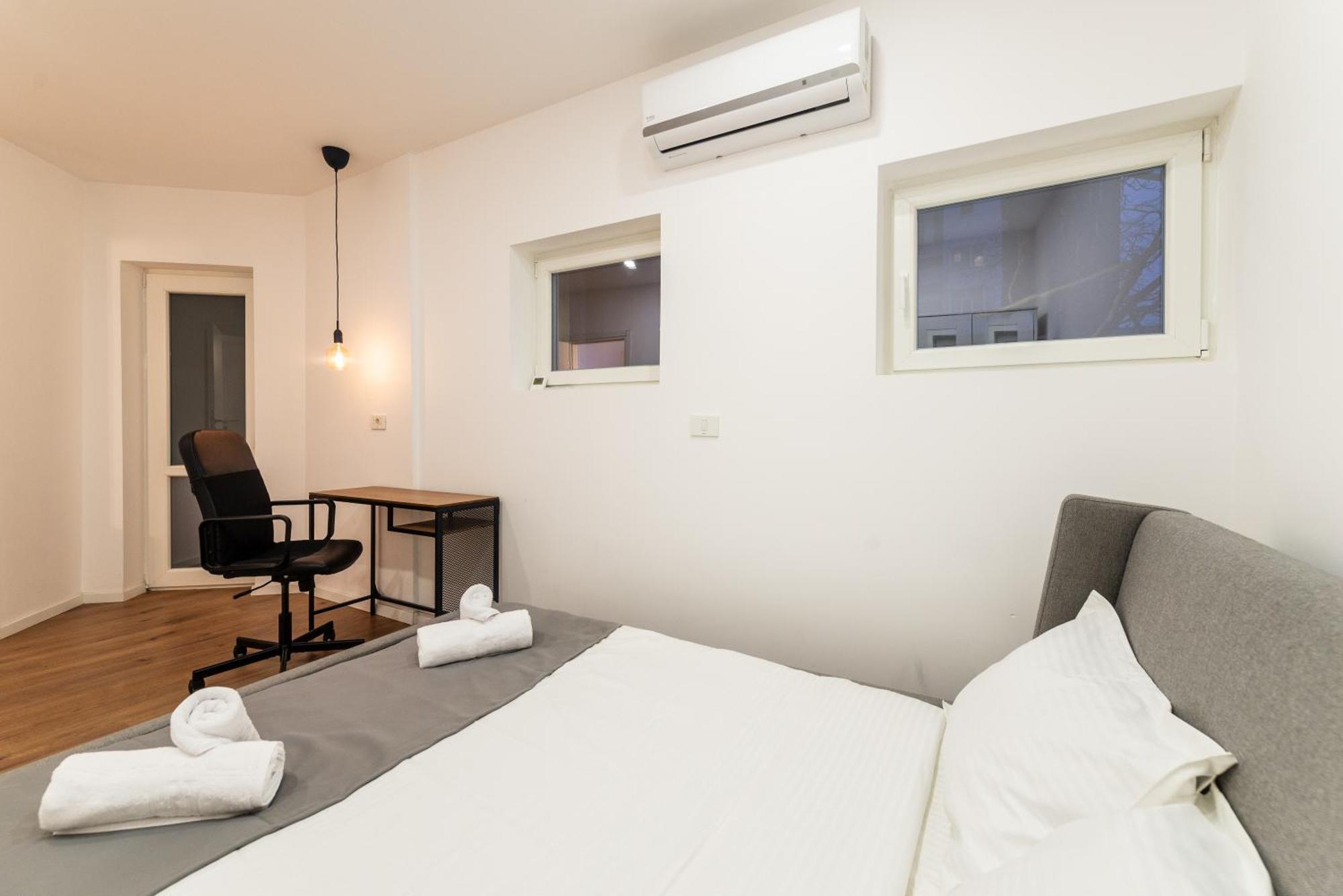 Ultracentral Spacious Apartment 4Br 布加勒斯特 外观 照片