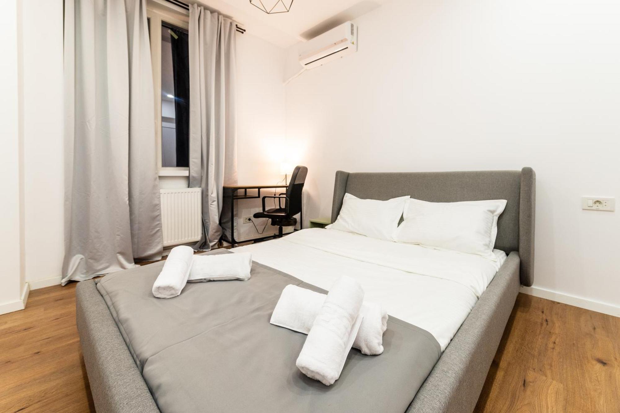 Ultracentral Spacious Apartment 4Br 布加勒斯特 外观 照片