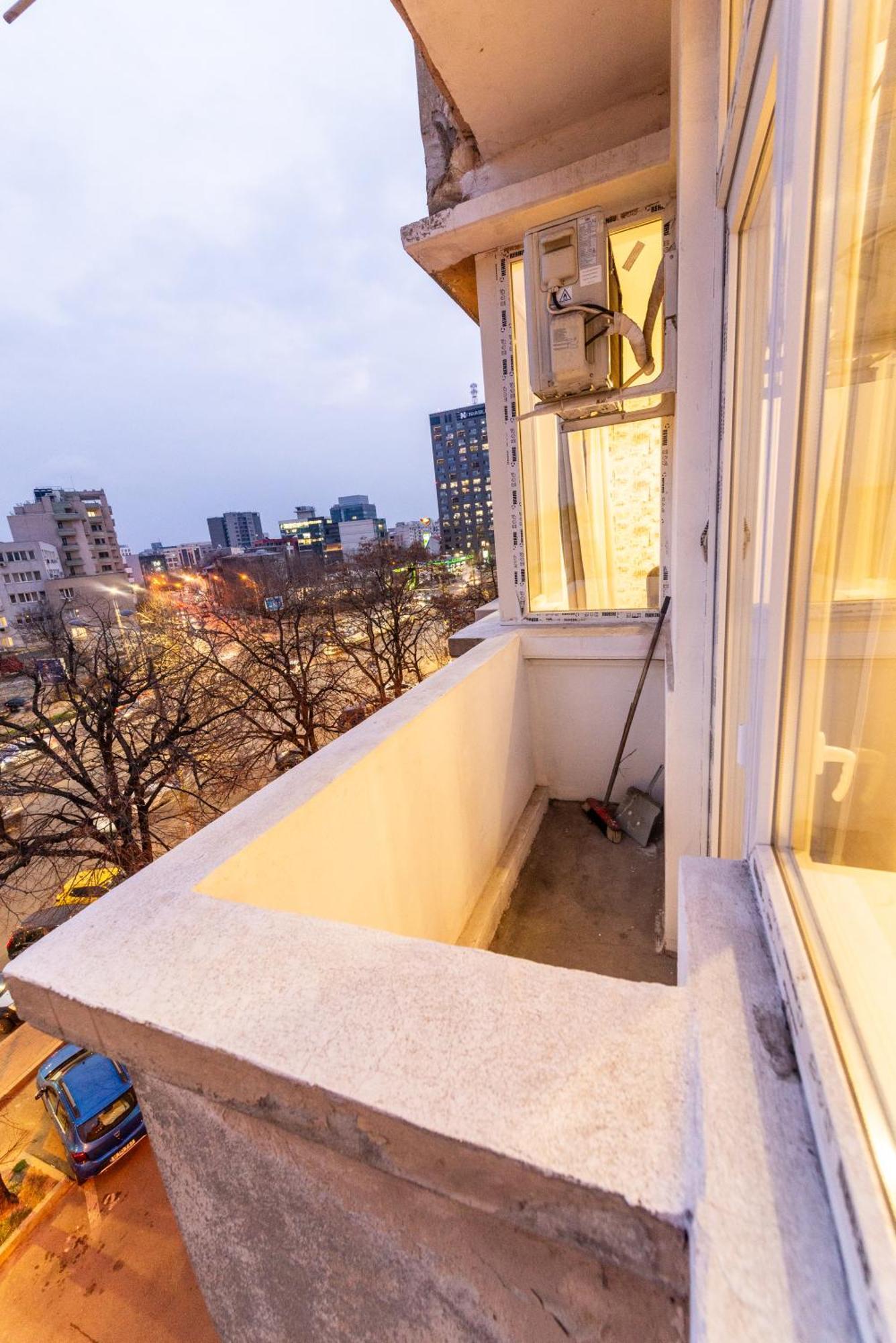 Ultracentral Spacious Apartment 4Br 布加勒斯特 外观 照片